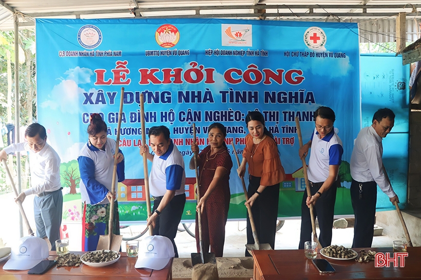Khởi công xây dựng nhà tình nghĩa cho các gia đình khó khăn ở Vũ Quang